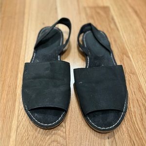 Old Navy sandals